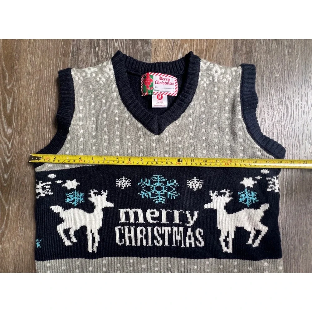 Merry Christmas Sweater Vest Mens Medium Blue‎ Reindeer Snowflake V-Neck Knit